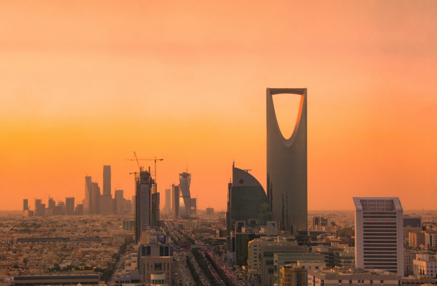 عين العالم | صندوق الصناديق “جدا” يدعم الصندوق السعودي المتمركز في إنشاء شركات وطنية والرائدة في مجال خدمات وتكنولوجيا الطاقة